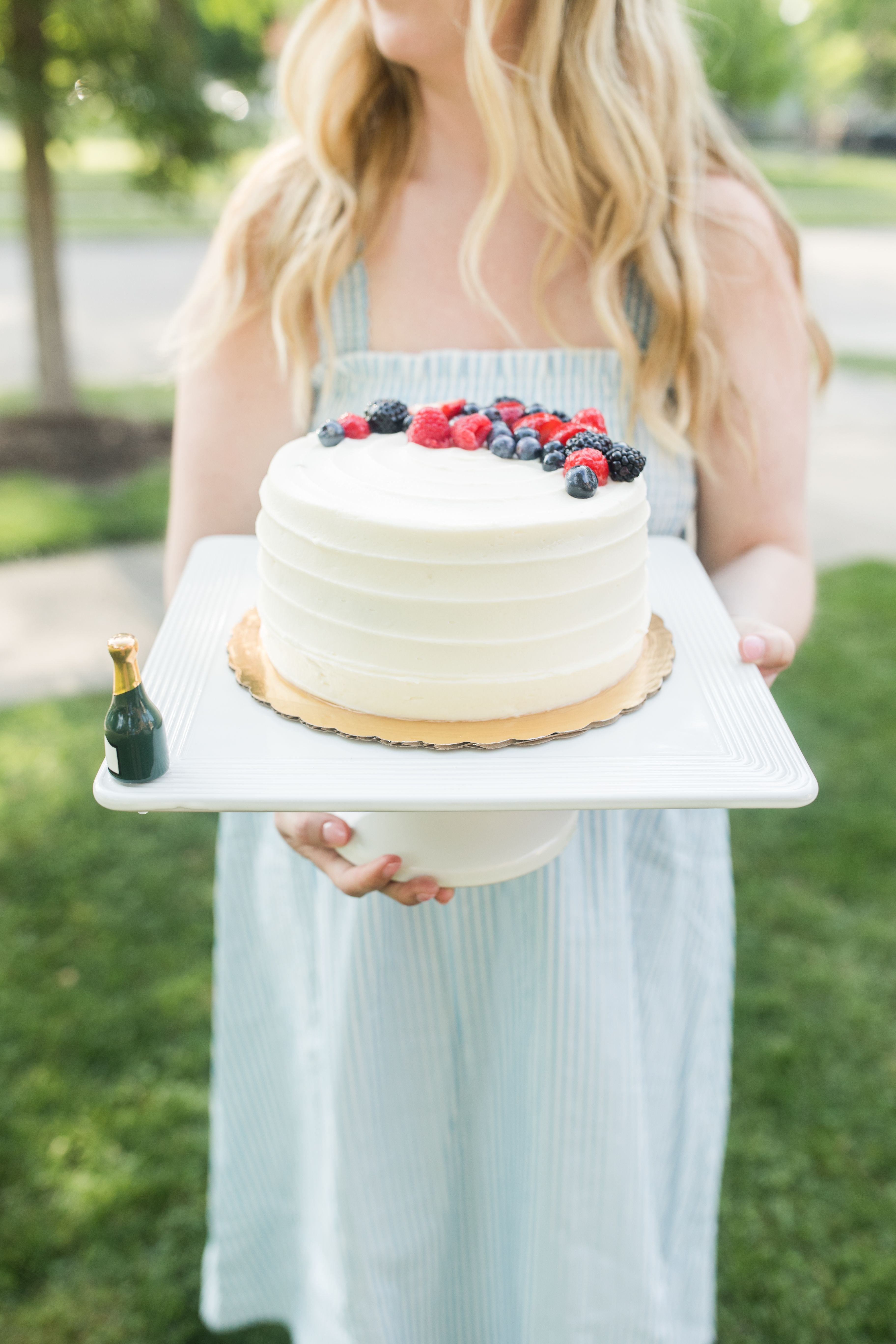 Nora Fleming Mini: Candle Holder Cake