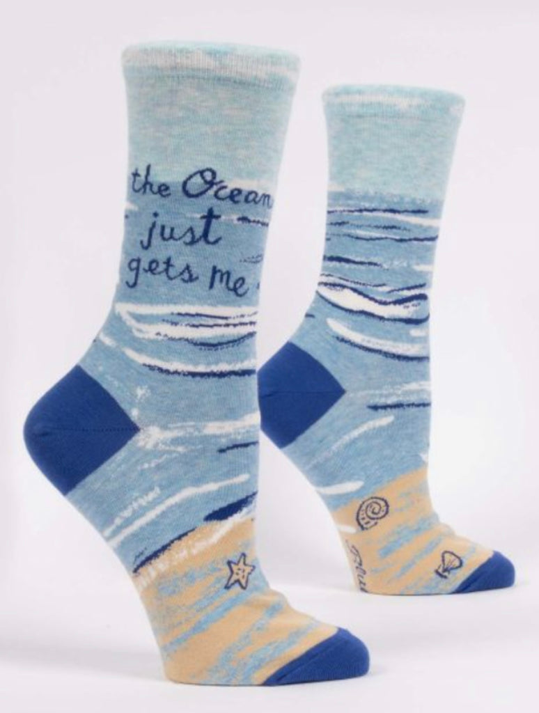 The Ocean Just Gets Me Women's Crew Socks  Blue Q   